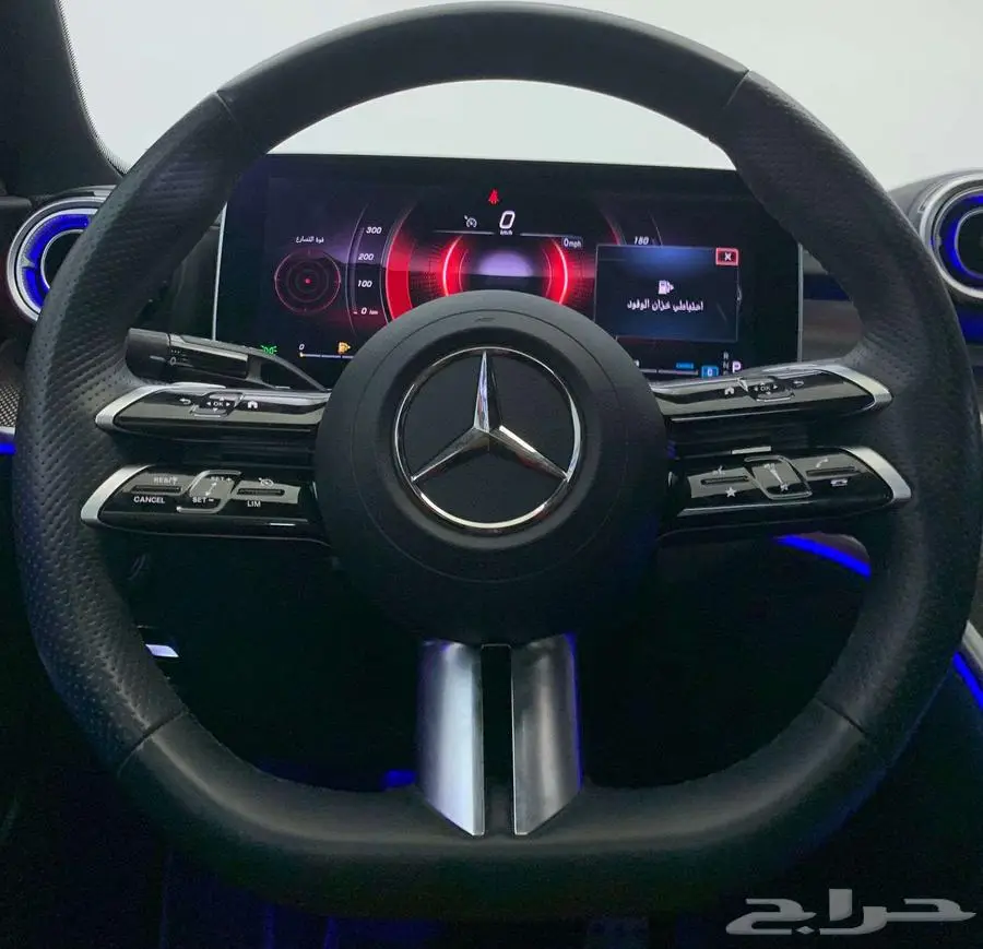 مرسيدس C200 2023 11