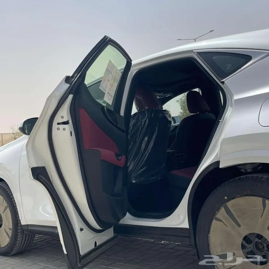 لكزس NX 350 AH 2025 10