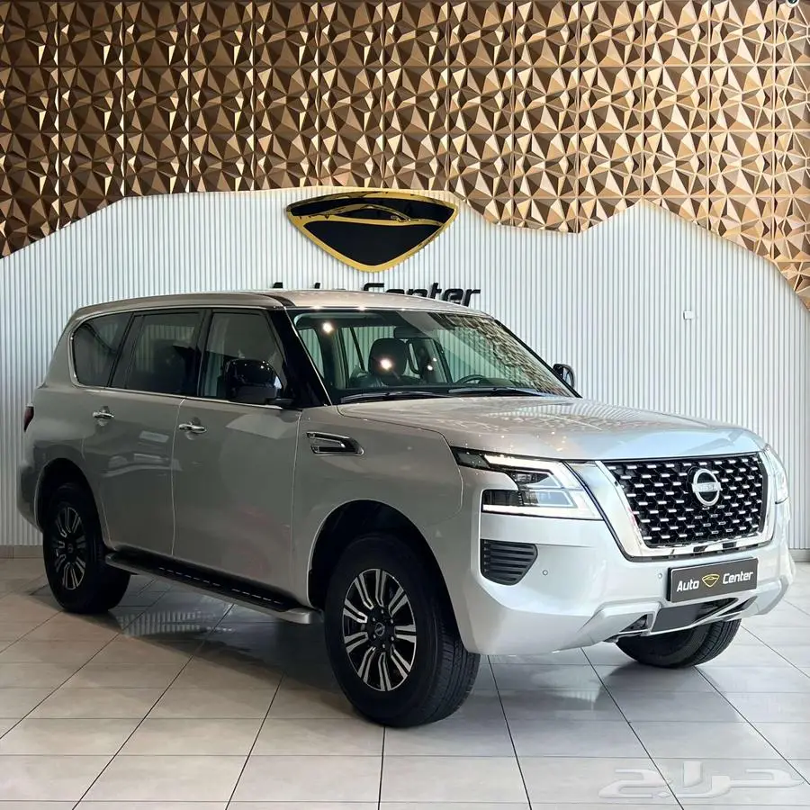 NISSAN PATROL XE 2024 SILVER 1