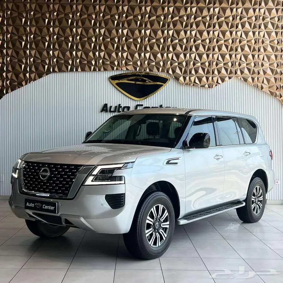 NISSAN PATROL XE 2024 SILVER 2