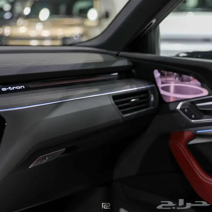اودي E-TRON موديل 2023 10