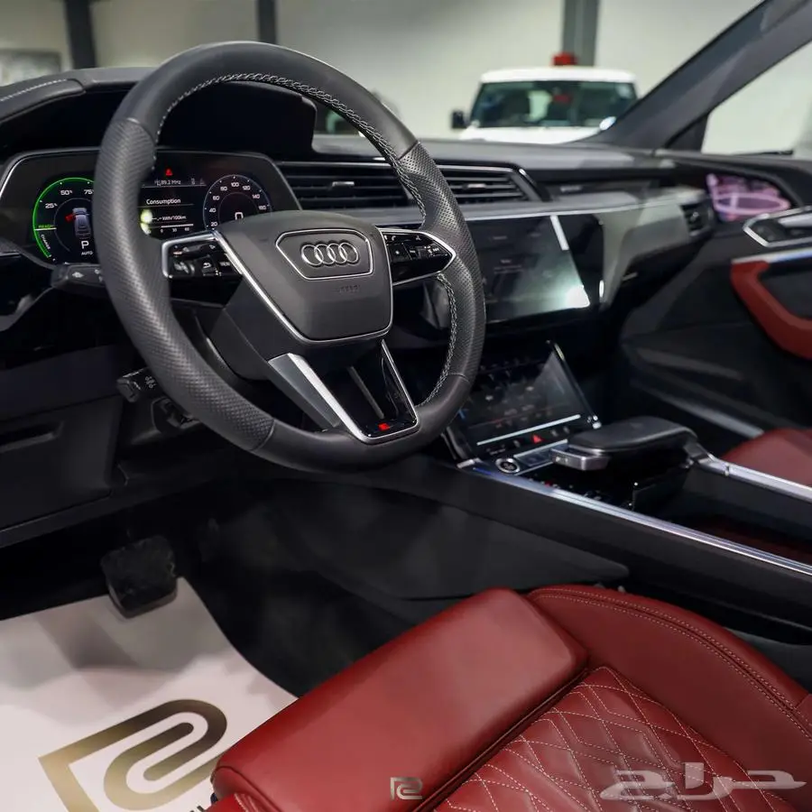 اودي E-TRON موديل 2023 5