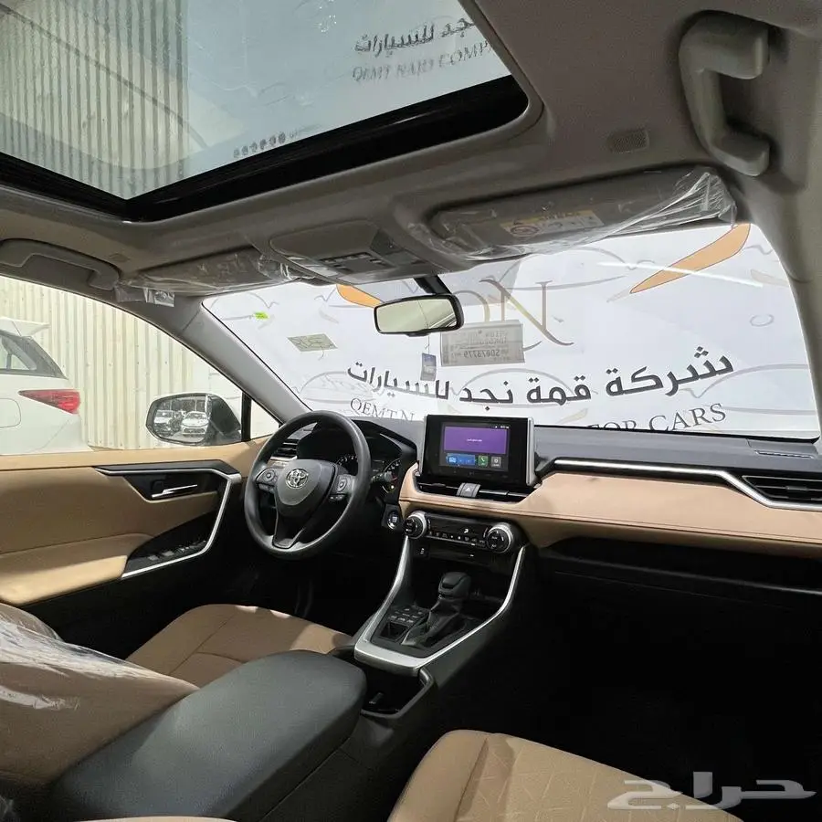 تويوتا راف فور XLE بنزين دبل فتحة سقف 2025 9