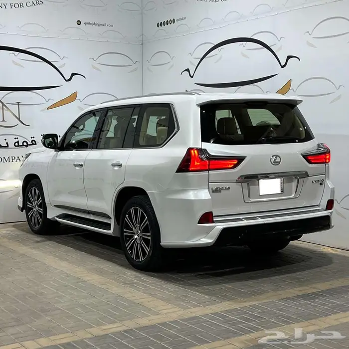 لكزس LX570S بنزين 2021 ممشى 110 الف 2