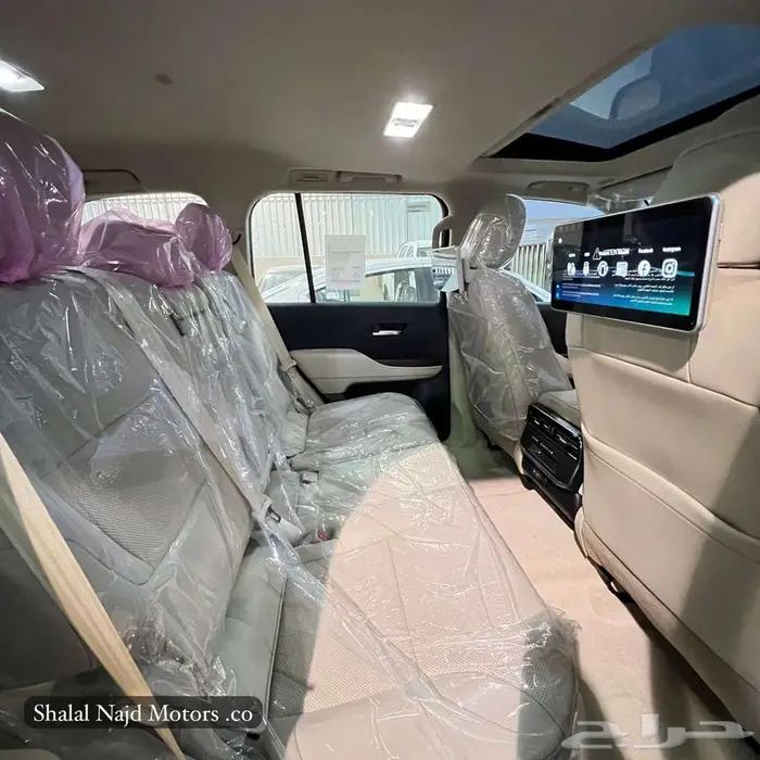تويوتا لاند كروزر GXR4 ب 284500 بطاقه 5