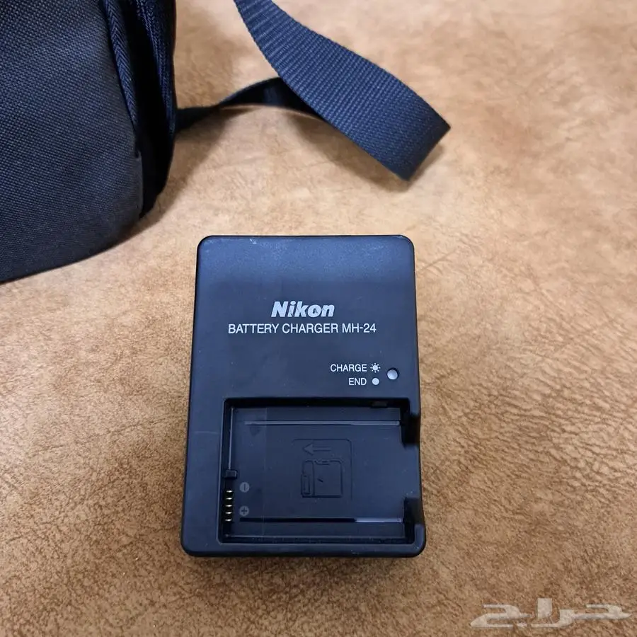 كاميرا احترافية D3100 1