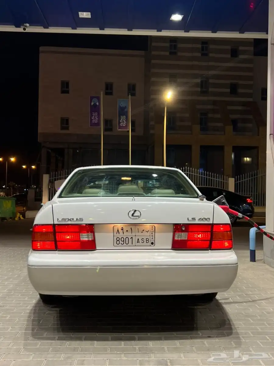 لكزس LS400 سعودي 2