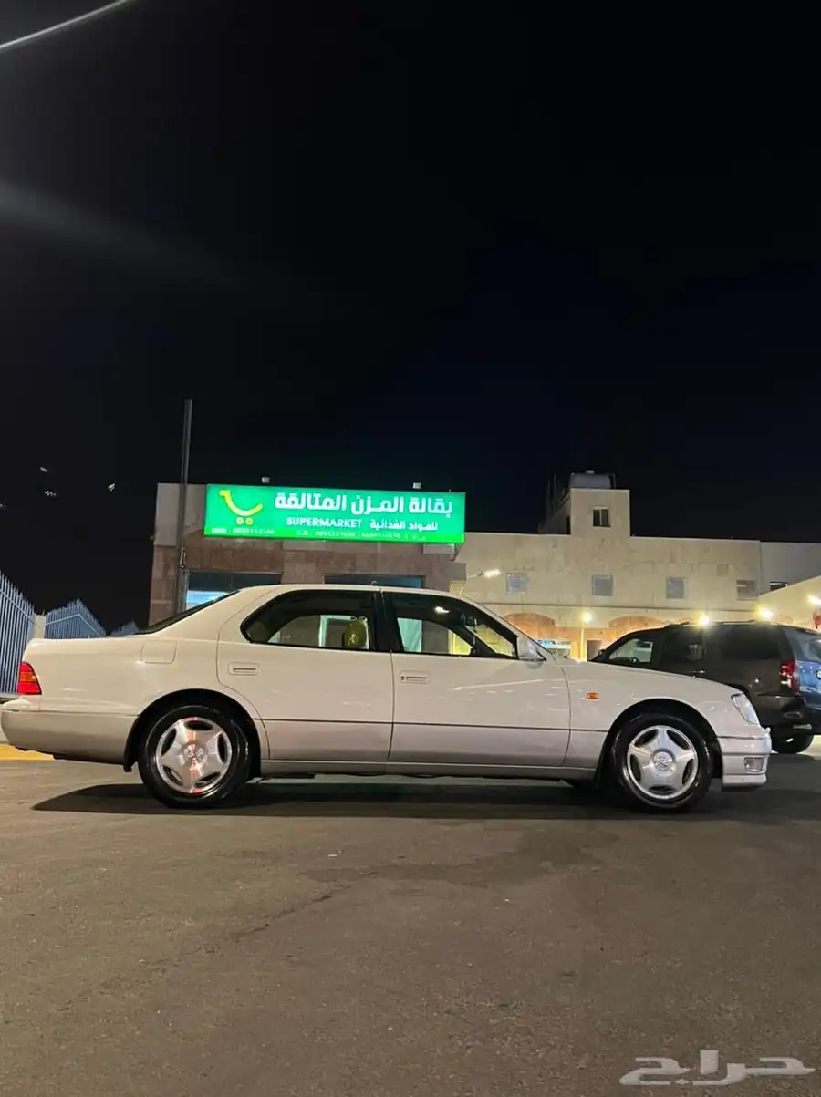 لكزس LS400 سعودي 9