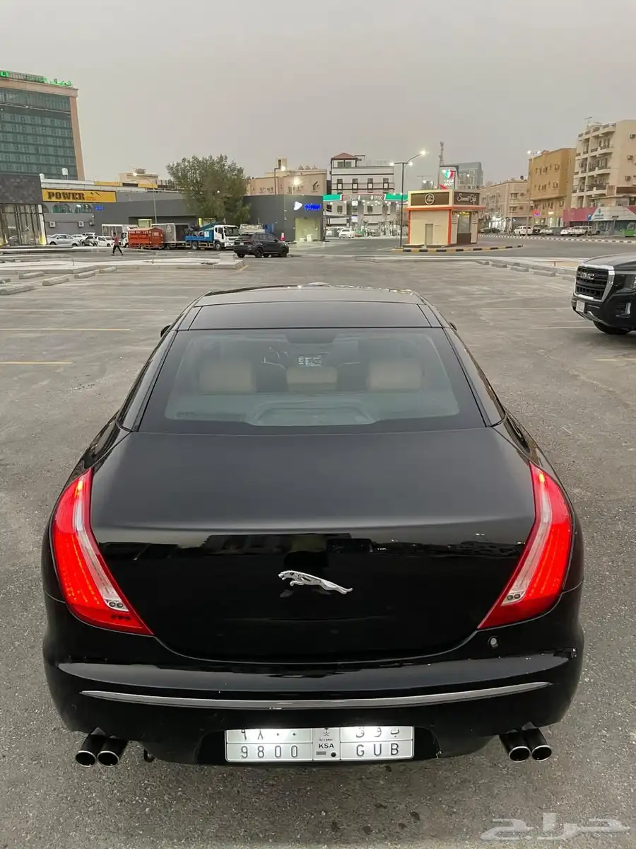 جاكوار مخزنه 36