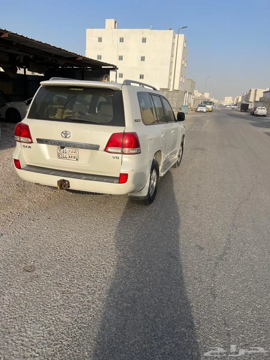 جيب تايوتا لاند كروزر جي اكس ار 1