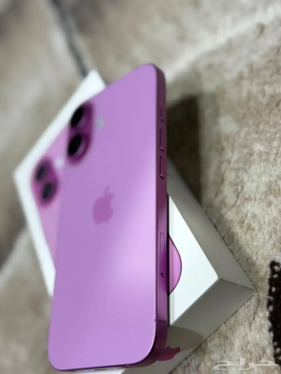 ايفون 16 العادي 1