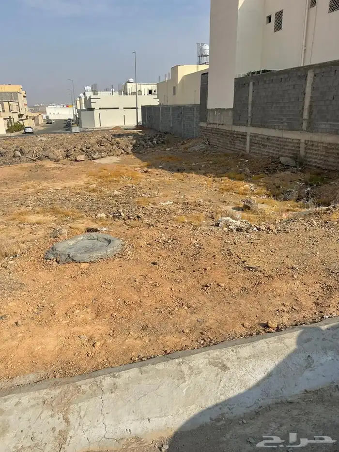 ارض سكنية للبيع بالعاقول مساحتها 948 3
