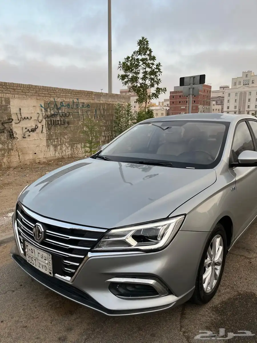MG5 نص فل 1