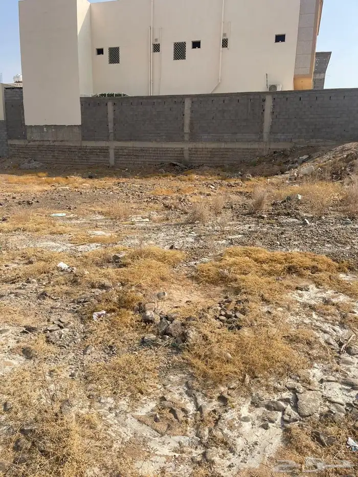 ارض سكنية للبيع بالعاقول مساحتها 948 0