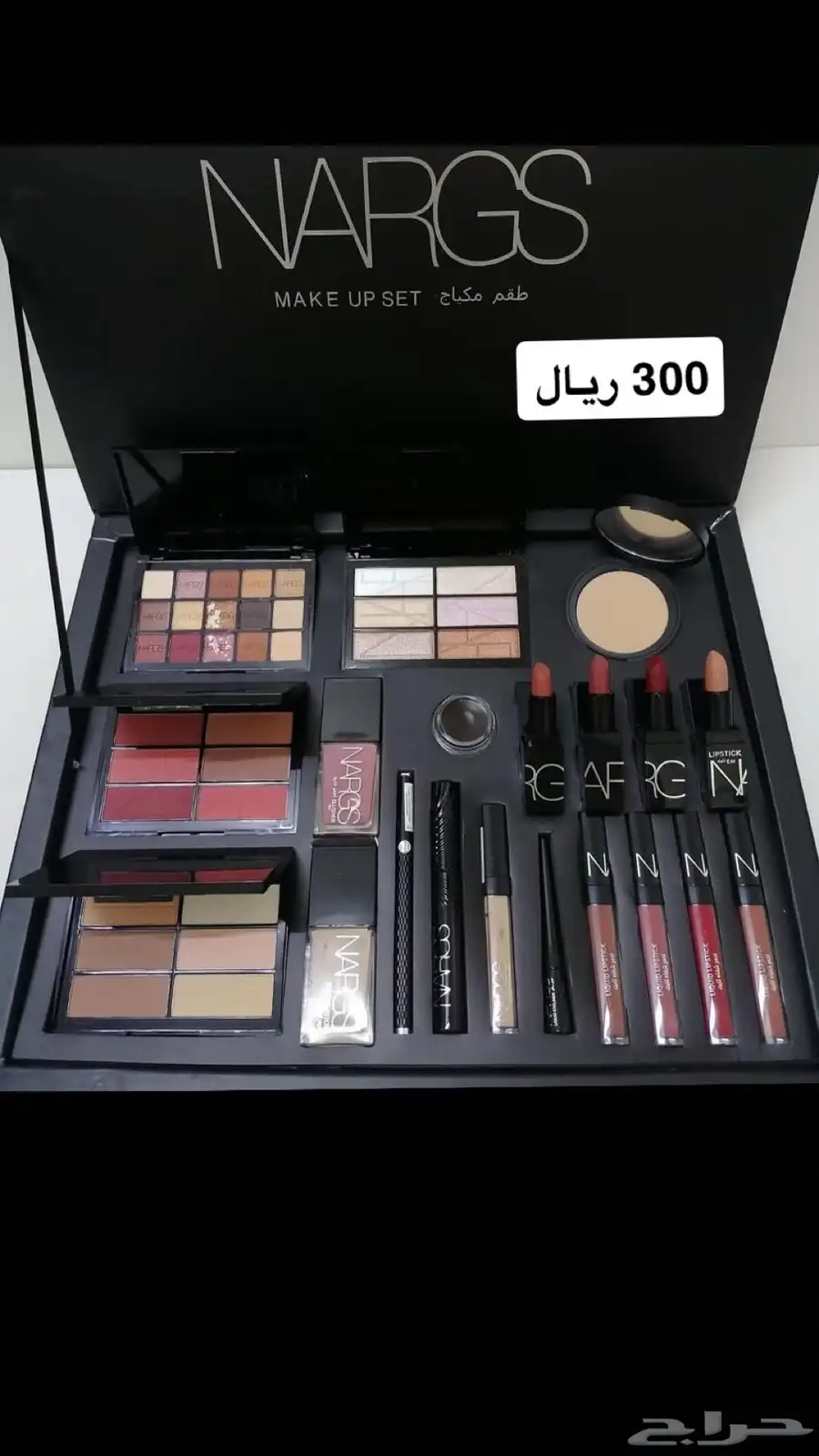 طقم مكياج ومناكير بوكسات 47