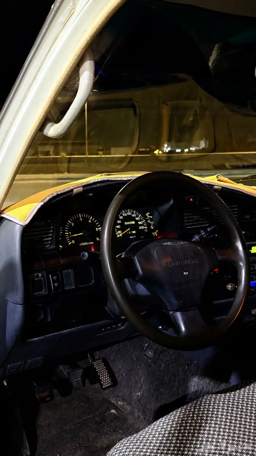 لنكروزر 1994 gx 0
