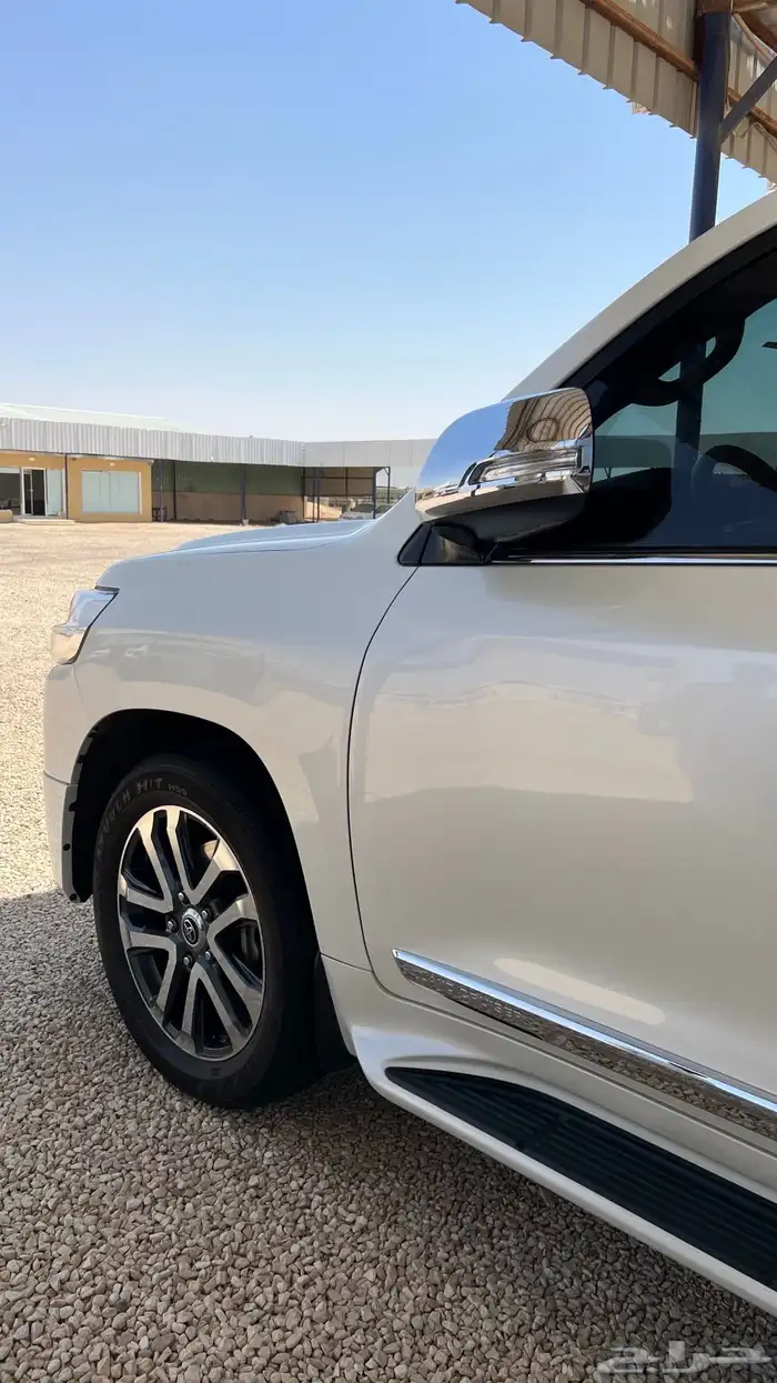 لاندكروزر في اكس ار 2017 سعودي VXR 3