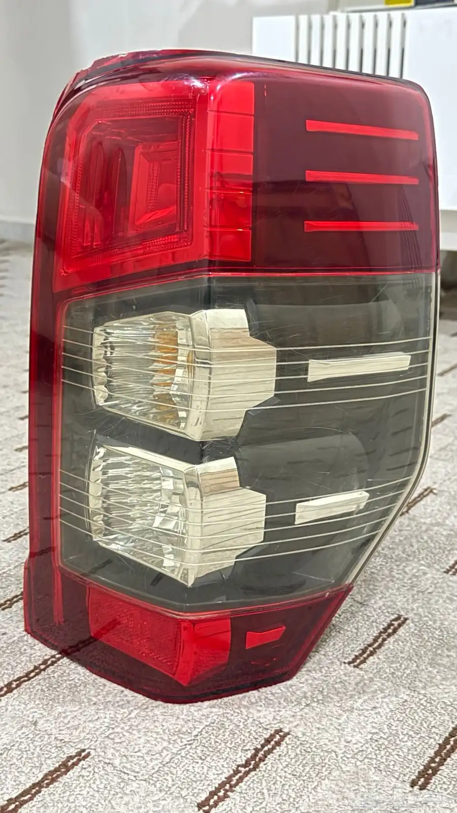 اسطب خلفي ميتسوبيشي L200 اليمنين 1