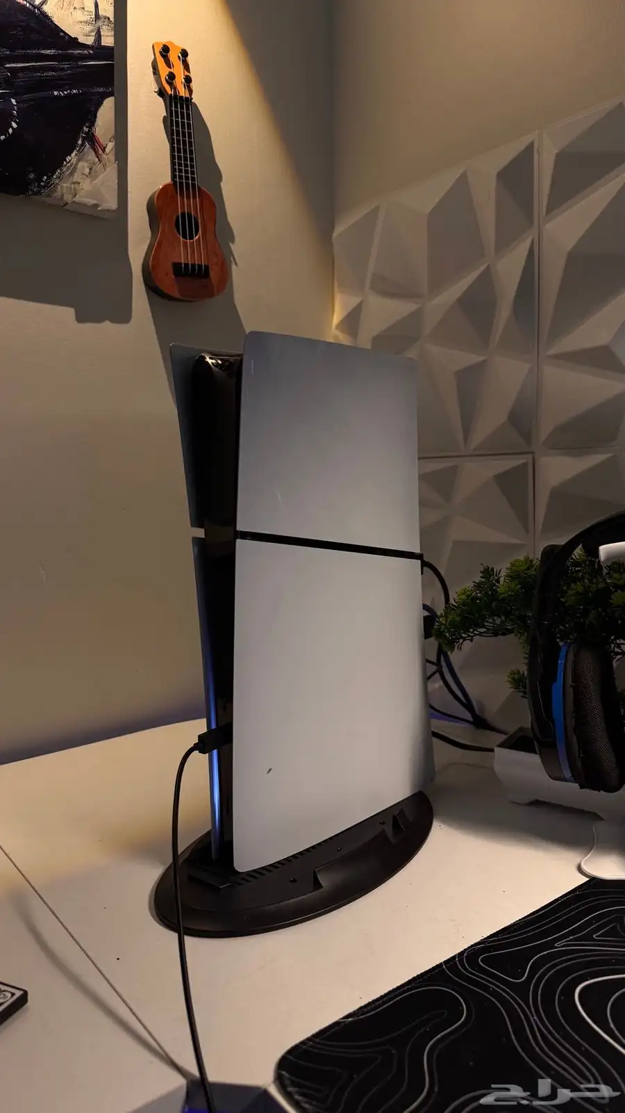 سوني 5 مستعمل لمدة شهرين. سبب البيع اشتريت pc 0