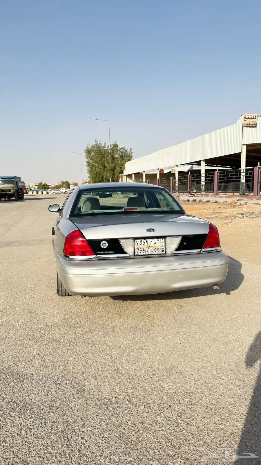 للبيع فورد فكتوريا 2011 6