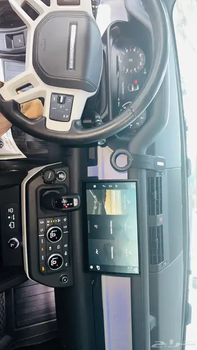 ديفندر 90 ( P400 ) موديل 2023 ناغي ( بحالة الوكالة ) 8