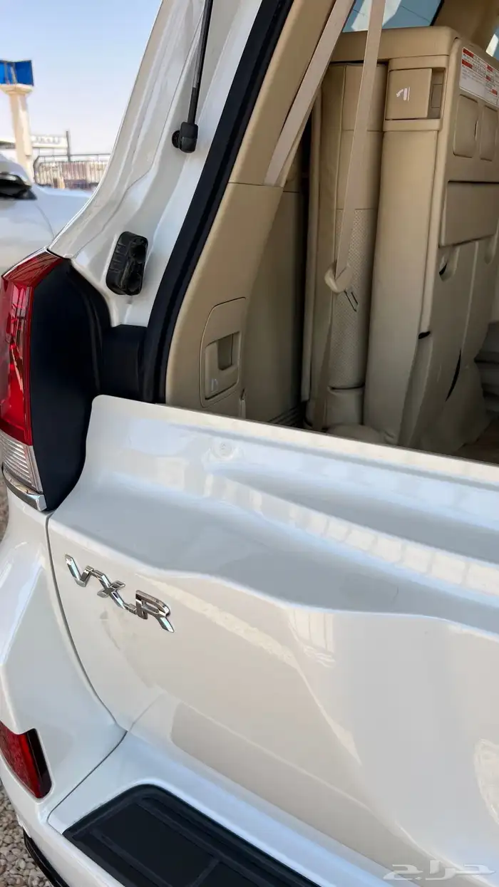 لاندكروزر في اكس ار 2017 سعودي VXR 12