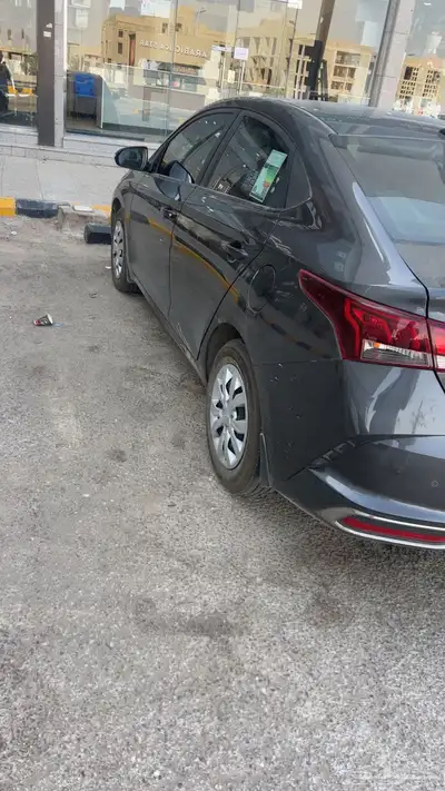 اكسنت موديل 2023 لون رمادي 3