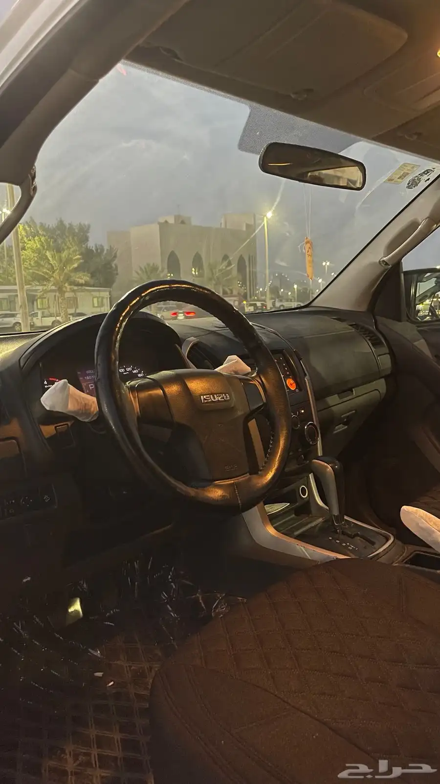 ايسوزو ديماكس 2014 جير توماتيك 15