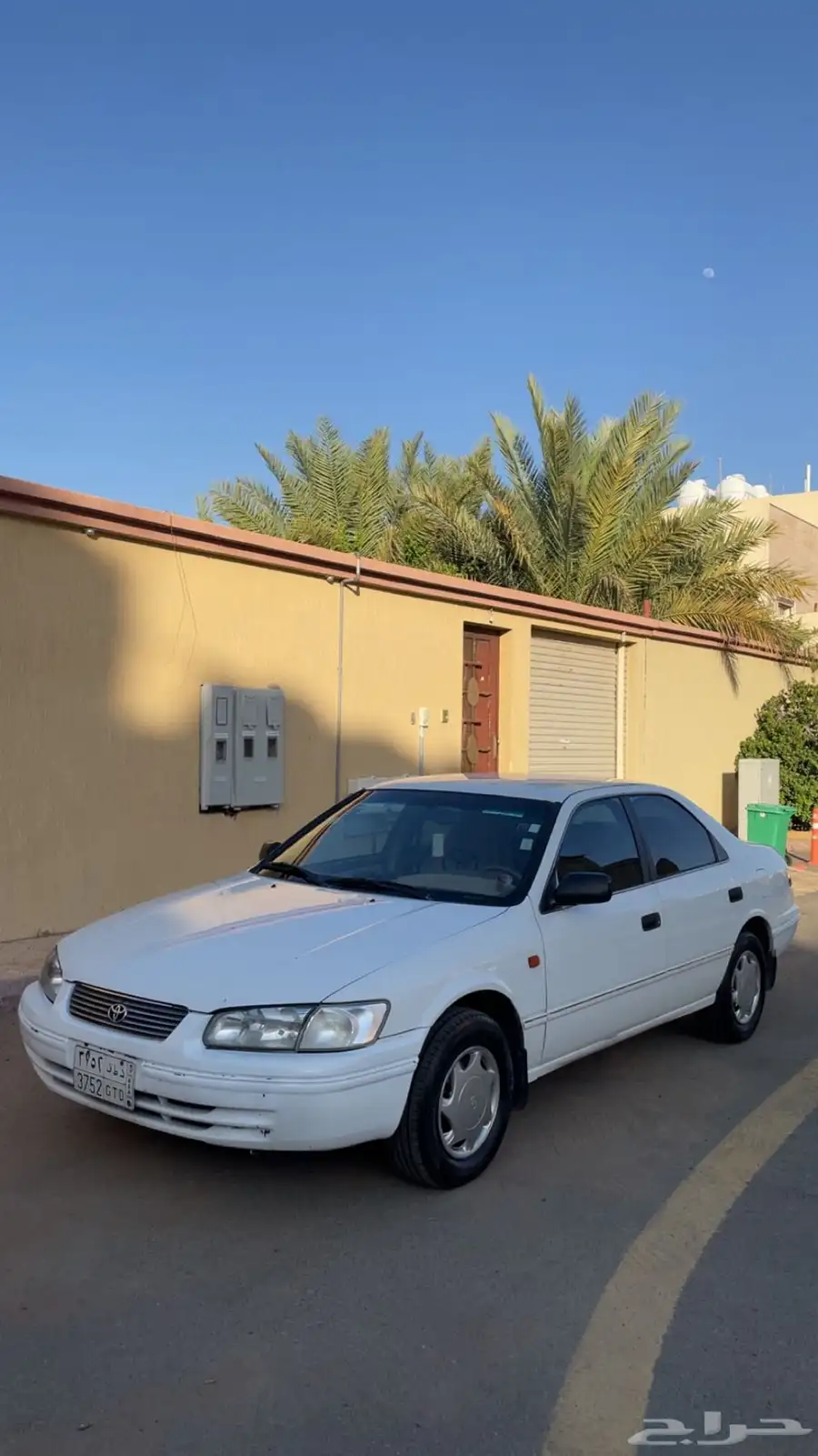 كامري 1999 للبيع ابيض 3