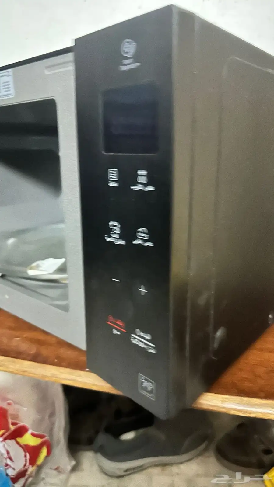 للبيع ميكروويف LG NeoChef شبه جديد   موديل MS2535GIS 4