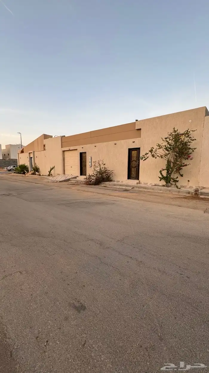 شاليه للبيع بالقاع البارد 11