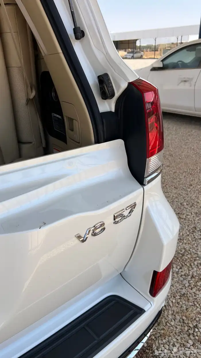 لاندكروزر في اكس ار 2017 سعودي VXR 15