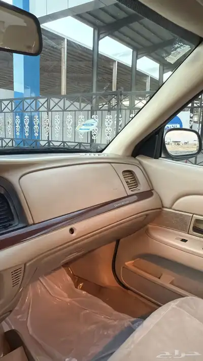 فورد فكتوريا شرط 2011 5