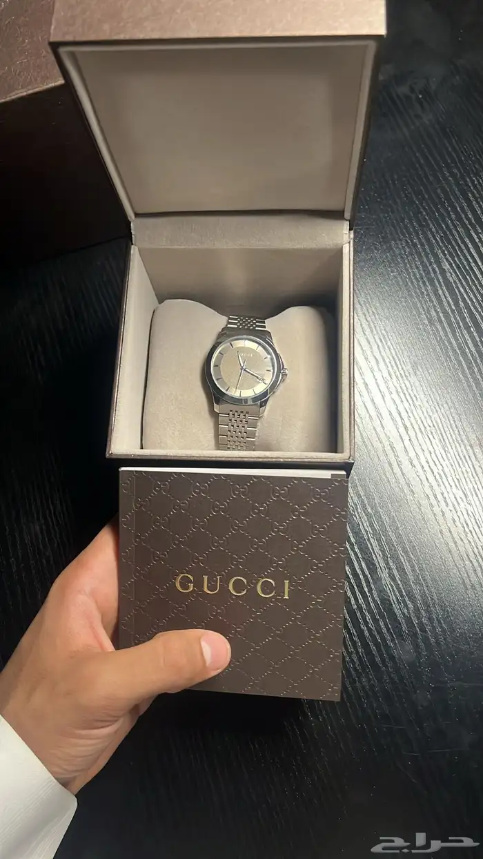 ساعة قوتشي جي تايمليس لون عسلي من الستانلس  مقاس 38mm 3