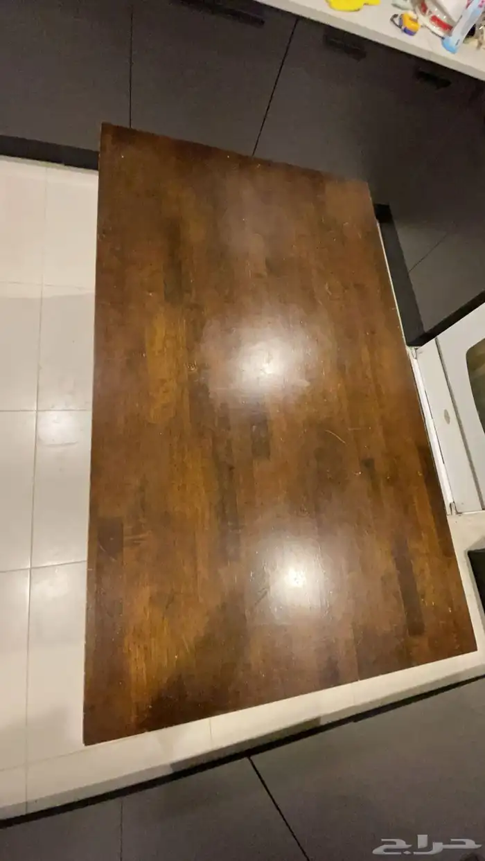 طاولة طعام 1