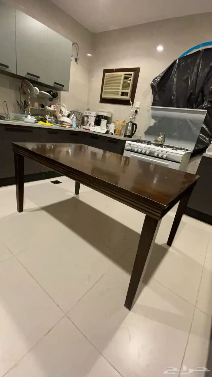 طاولة طعام 2