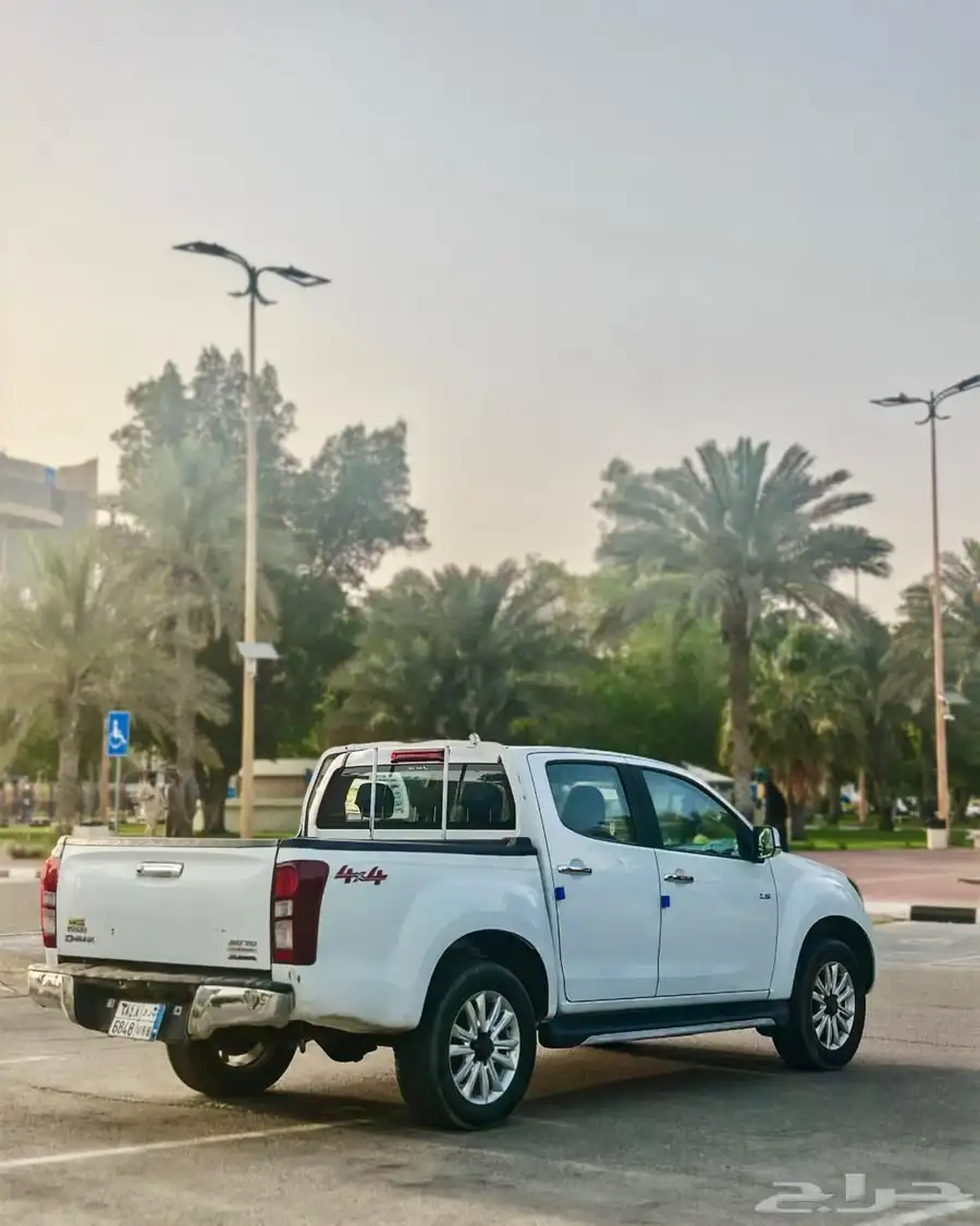 ايسوزو ديماكس 2020 فل كامل 0