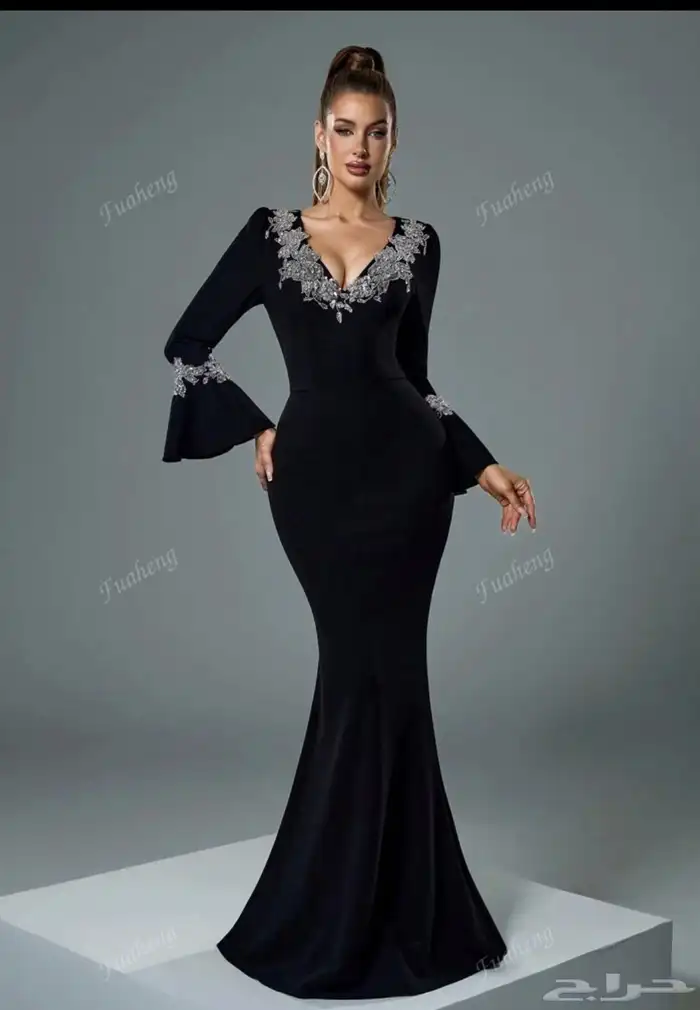 فستان اسود ممتد بسيط خامه ممتازه 1