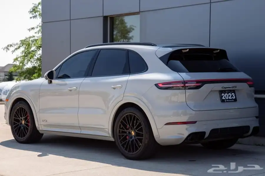 بورش جي تي اس Porche Cayenne GTS موديل 2023 4