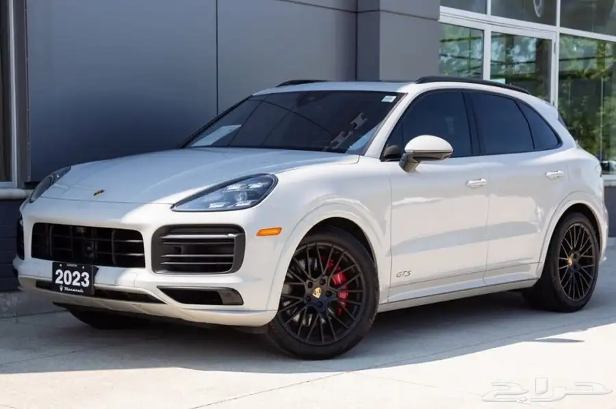 بورش جي تي اس Porche Cayenne GTS موديل 2023 1