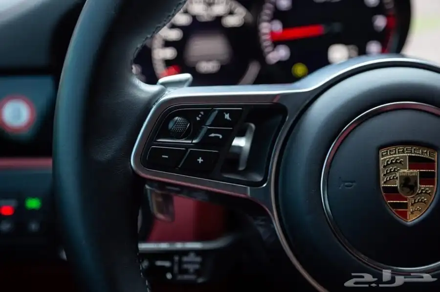 بورش جي تي اس Porche Cayenne GTS موديل 2023 20