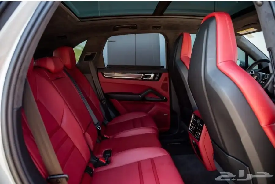 بورش جي تي اس Porche Cayenne GTS موديل 2023 11