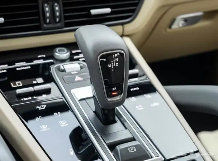 سيارة بورش كايين Porsche Cayenne Premium PKG موديل 2023 17