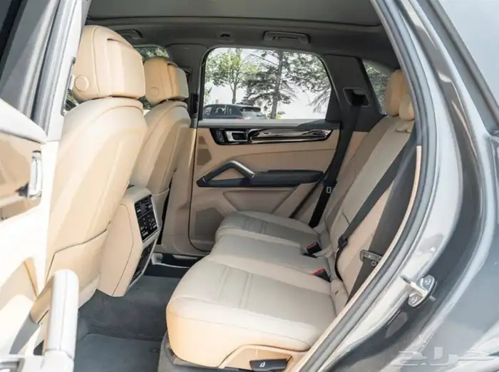 سيارة بورش كايين Porsche Cayenne Premium PKG موديل 2023 11