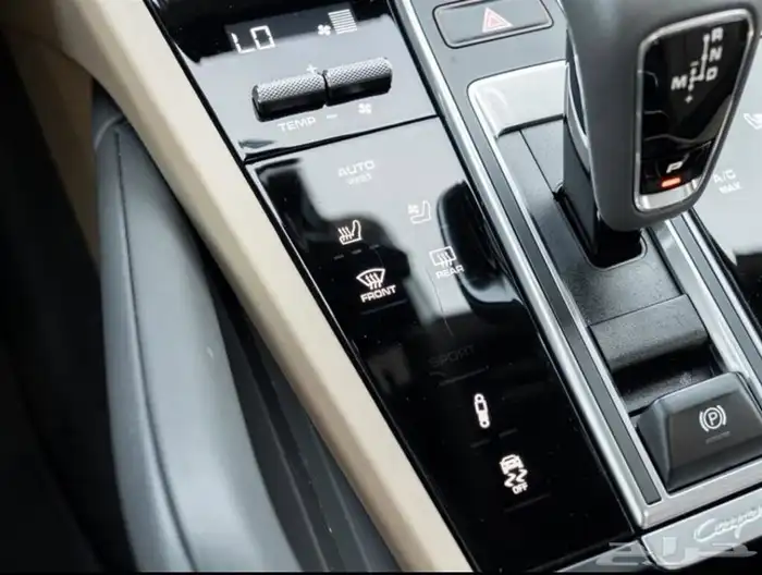 سيارة بورش كايين Porsche Cayenne Premium PKG موديل 2023 30
