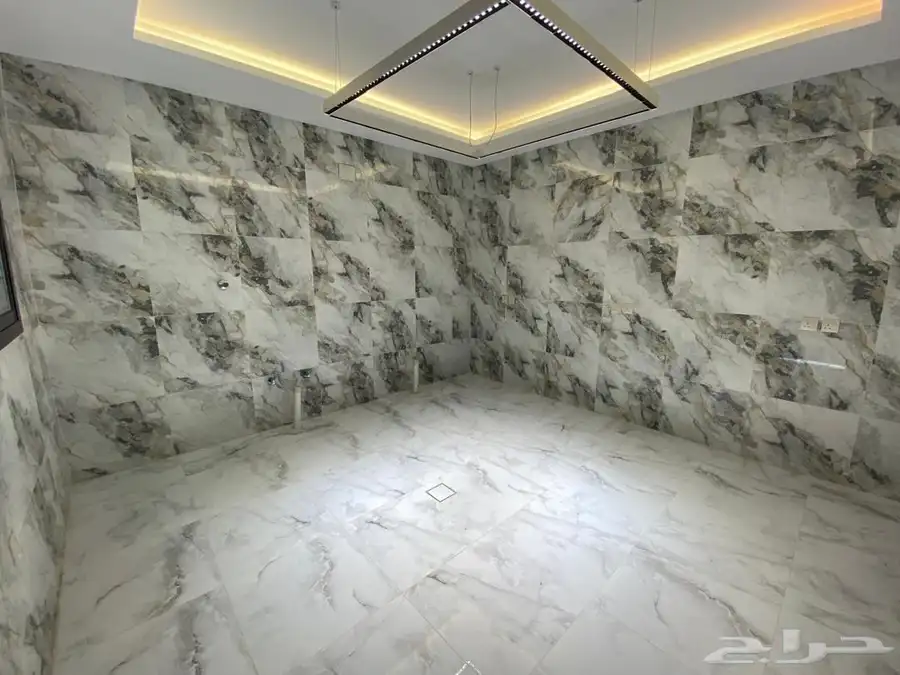 للبيع فيلا تصميم كلاسيكي ابو عريش 8
