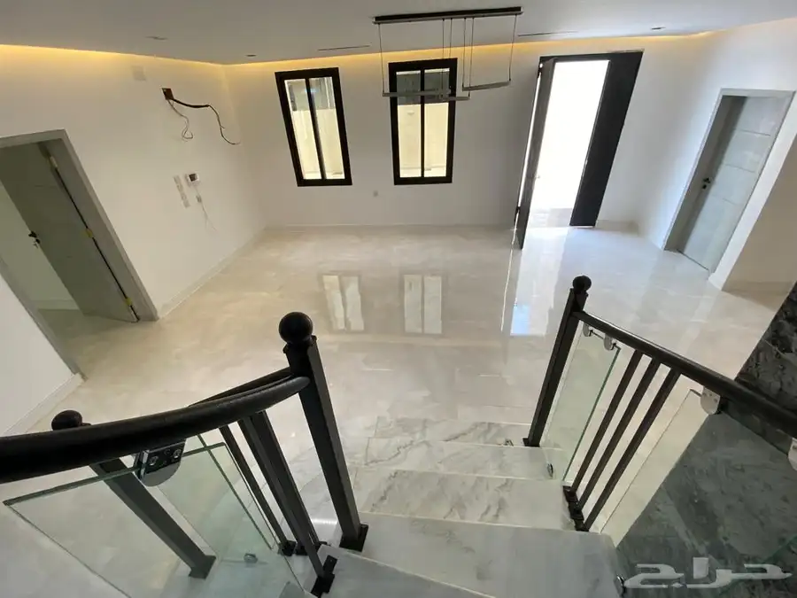 للبيع فيلا تصميم كلاسيكي ابو عريش 13