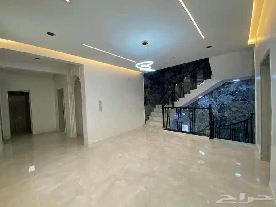 للبيع فيلا تصميم كلاسيكي ابو عريش 16