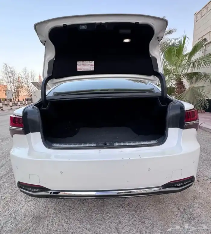 لكزس 2018 LS500 فل كامل مالك اول 17