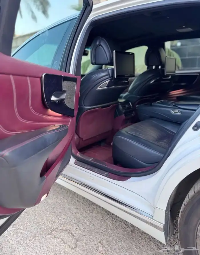 لكزس 2018 LS500 فل كامل مالك اول 8